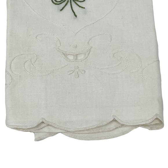 Vintage Hand-Embroidered Tea Towels White Pink Flowers Set of 2 - Picture 2 of 8